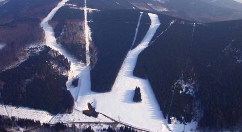 Luxusni Horsky Apartman Primo U Sjezdovky Kouty Loučná nad Desnou エクステリア 写真